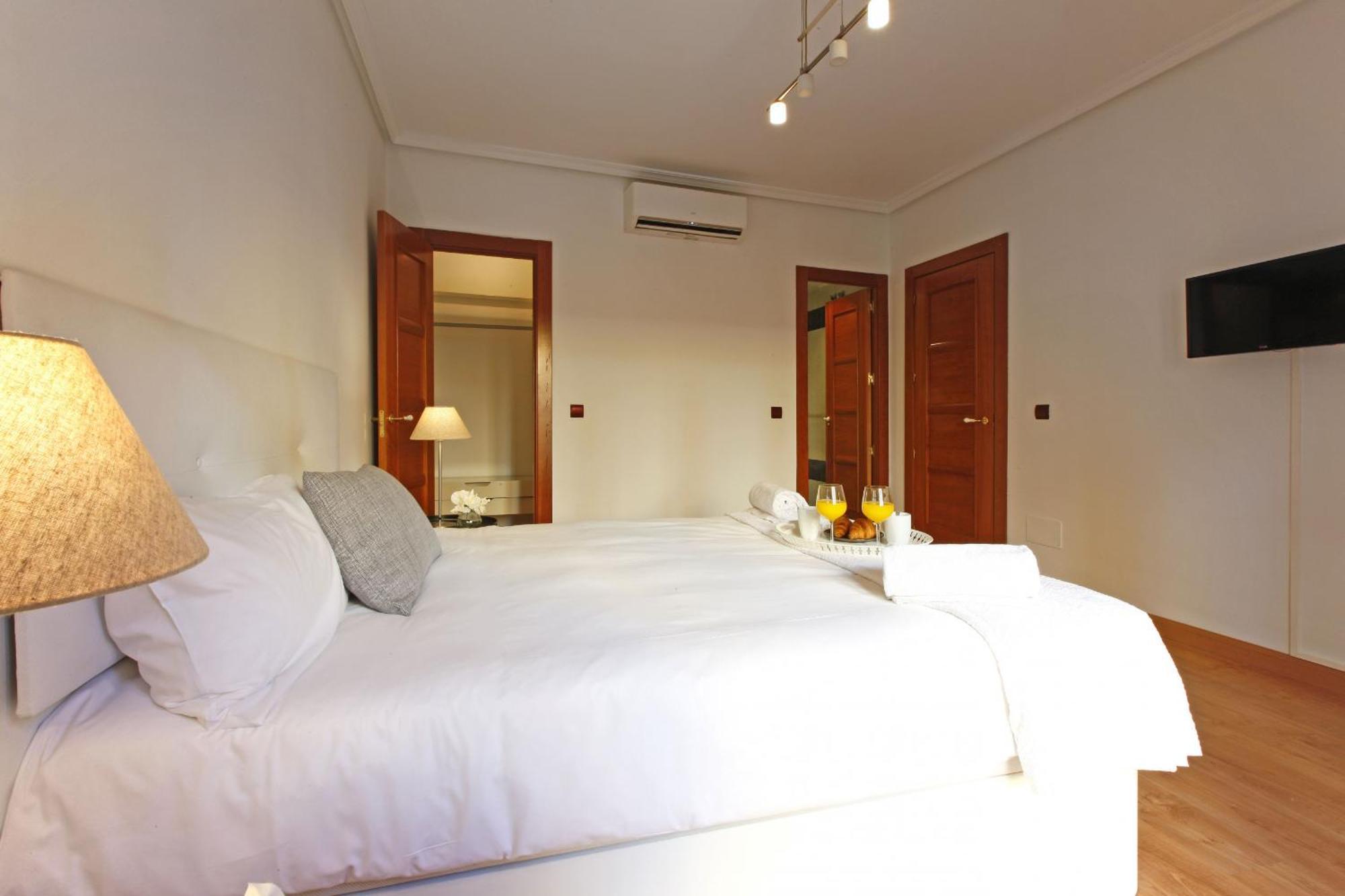 Madrid Centric Suites Ngoại thất bức ảnh